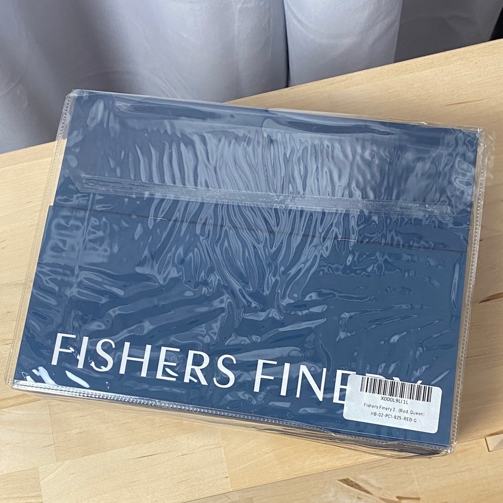 FISHERS FINERY red queen silk pillow case